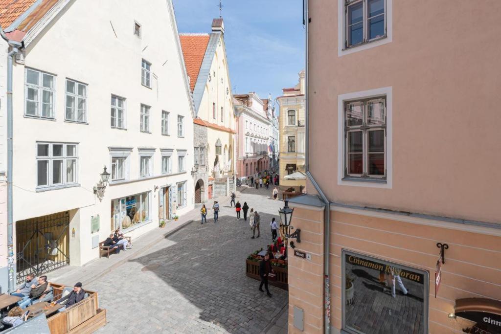 Old Town Square Residence Tallinn Exterior photo