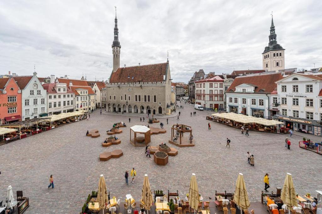 Old Town Square Residence Tallinn Exterior photo